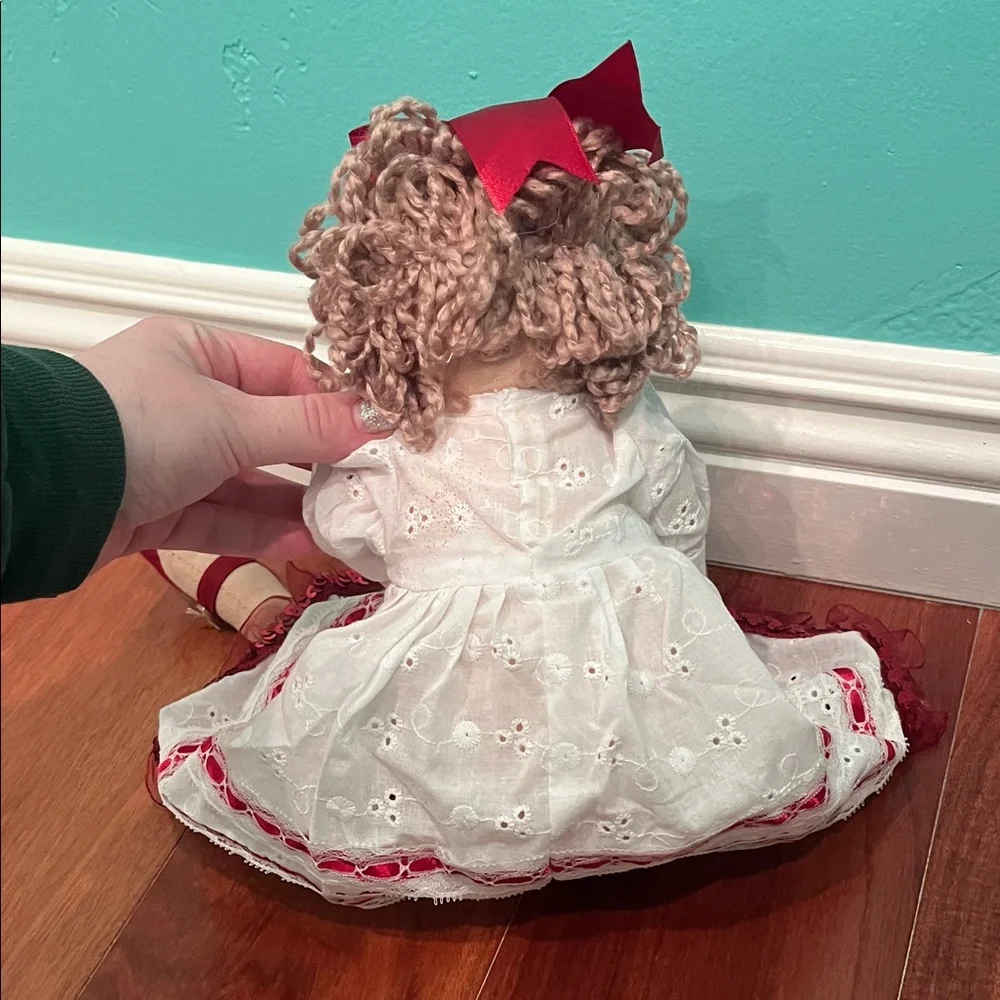 N/A charming doll